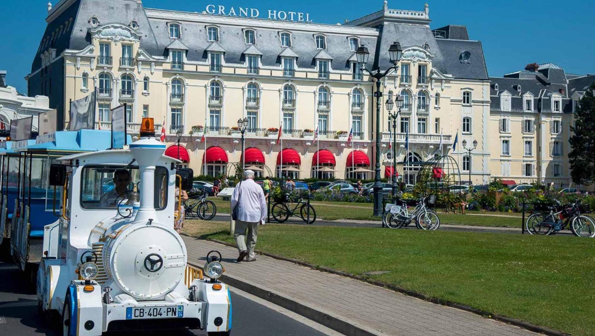 Cote Plage & Balcon Cabourg Exterior foto